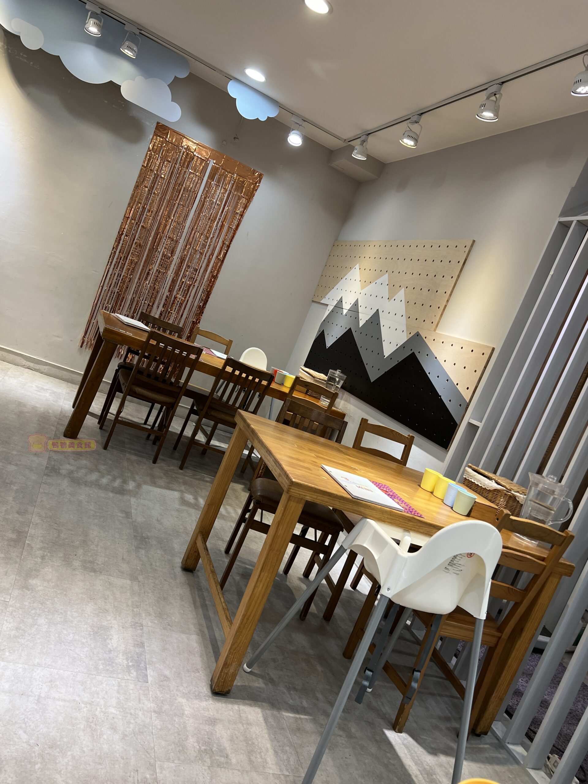 4)台北大安區。大樹先生的家(古亭店)~馬卡龍波波球池、廚房市集遊戲區、包廂沙坑各種滿足@鴨鴨美食館