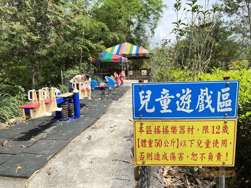 佛系親子旅行,南投親子景點,小木屋,懶人露營,生態導覽,螢火蟲,親子露營,賞螢,露營