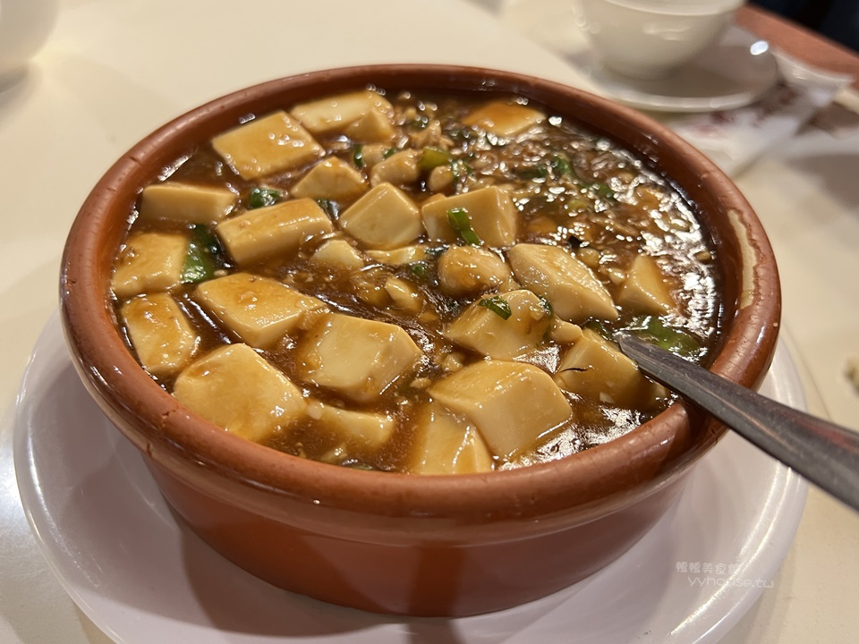中山區美食,中山站,中山站美食,包廂,土雞,家庭聚餐,米其林必比登推薦,素食專區,老店,長輩聚餐