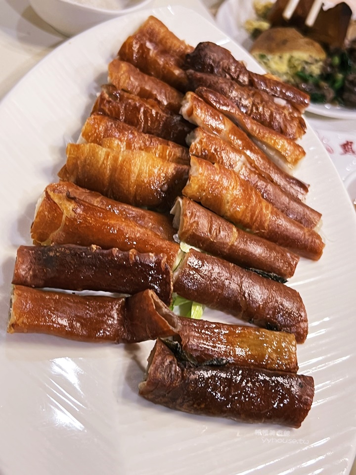 中山區美食,中山站,中山站美食,包廂,土雞,家庭聚餐,米其林必比登推薦,素食專區,老店,長輩聚餐