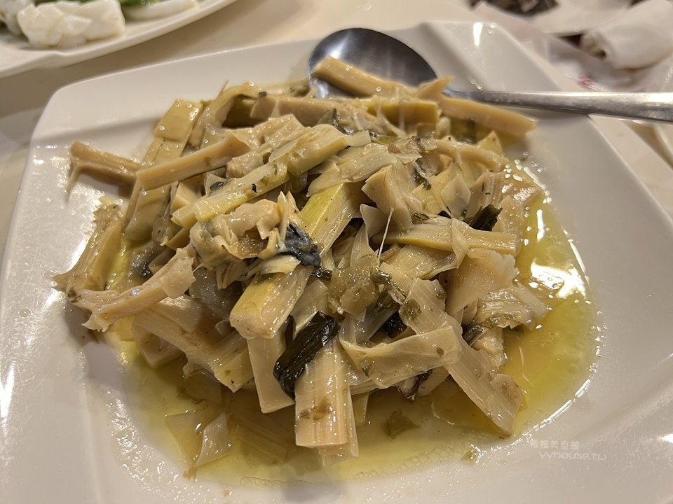 中山區美食,中山站,中山站美食,包廂,土雞,家庭聚餐,米其林必比登推薦,素食專區,老店,長輩聚餐
