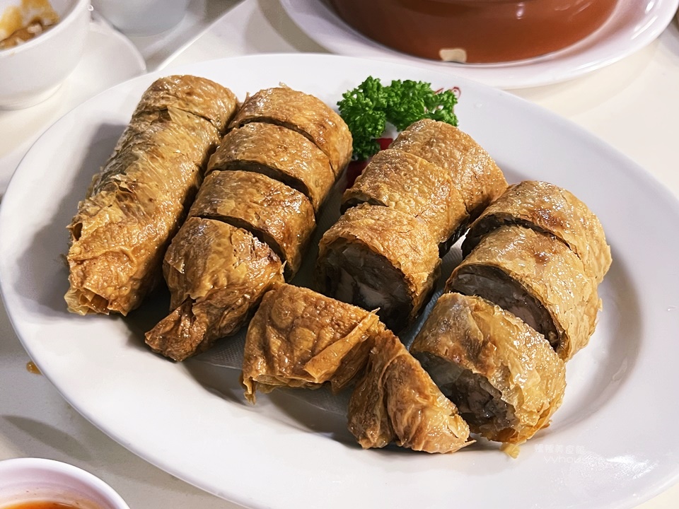 中山區美食,中山站,中山站美食,包廂,土雞,家庭聚餐,米其林必比登推薦,素食專區,老店,長輩聚餐