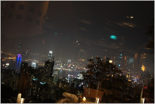 即時熱門文章：(4)香港山頂。Cafe Deco峰景餐廳~醉人夜景佐佳餚