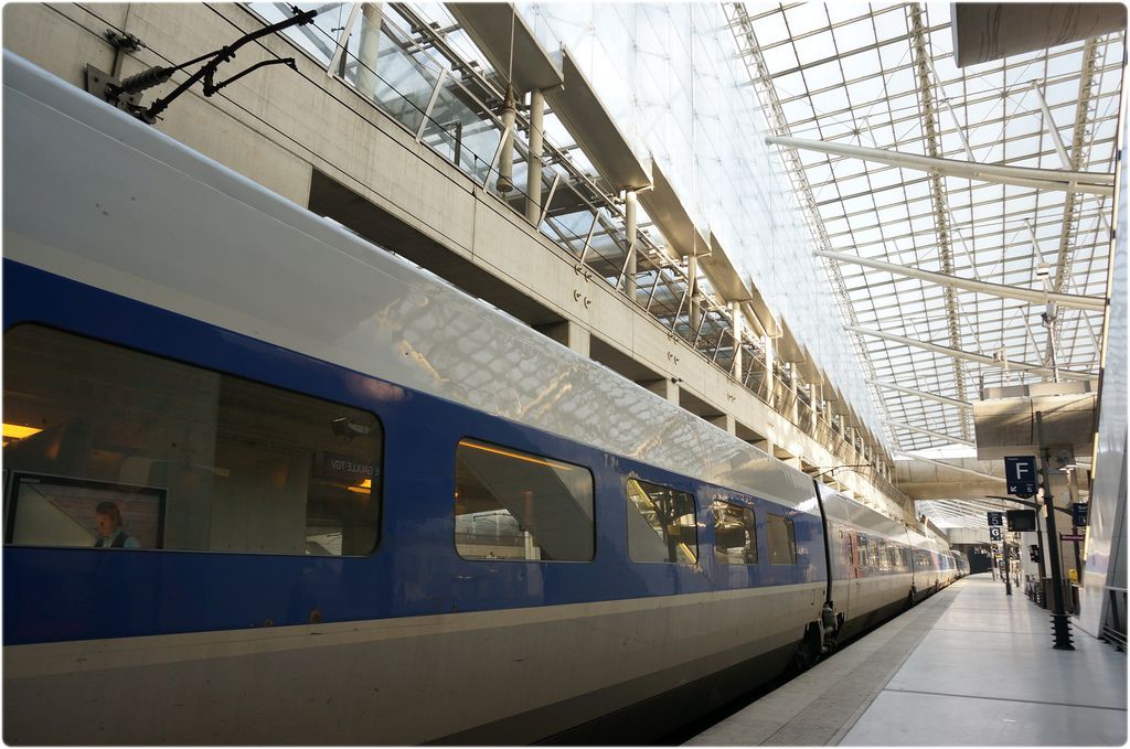 巴黎Paris到里爾Lille~法國國鐵SNCF訂票暨車廂介紹、navigo週票超划算