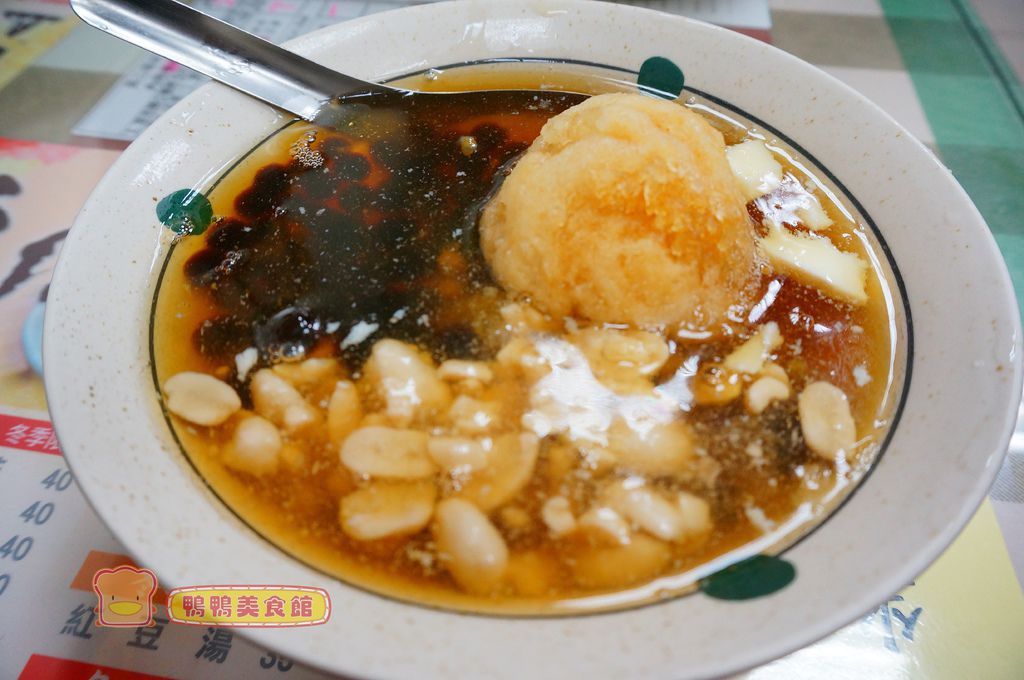 (4)台北中和。員山豆花~傳統簡單好味道，豆漿豆花清爽吃超飽XD